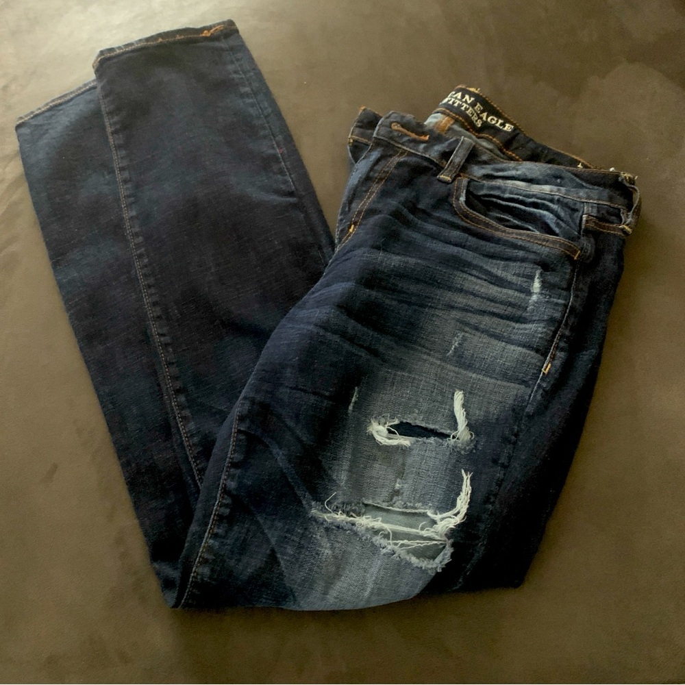 American Eagle Outfitters Women’s Distressed Blue 👖 Jeans 🍃🌺🍃🌺🍃🌺🍃🌺🍃